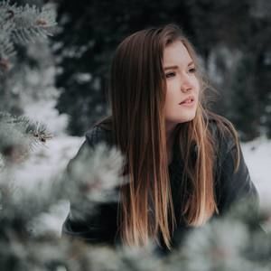 Meet your Posher, Alexandra